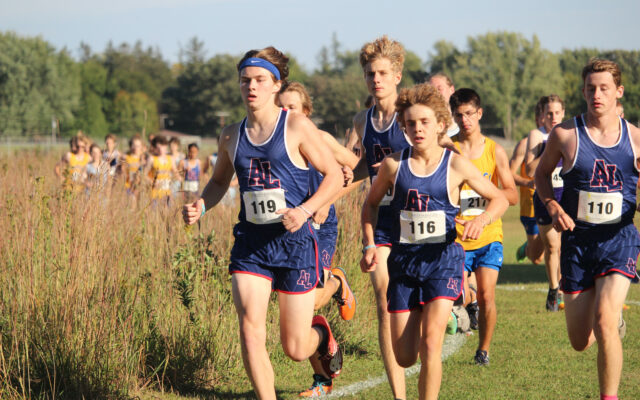 Tiger Boys Cross Country wins home invite at Bancroft Bay Park